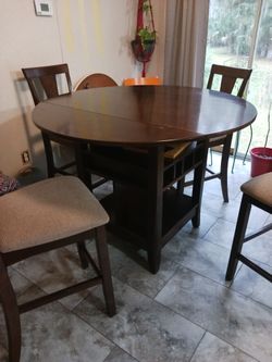 Bar Size Table With 4 Chairs