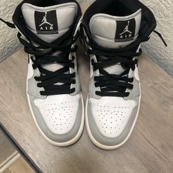 Jordan 1 High Mid Light Smoke Grey