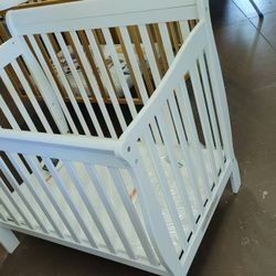 Children's portable crib $89