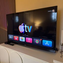 55in TV(DELIVERY AVAILABLE)