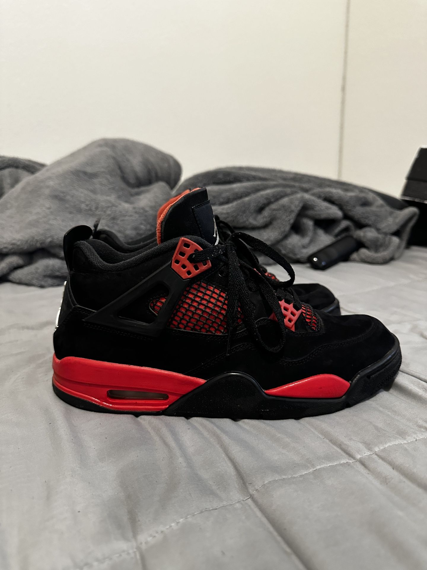 Jordan 4