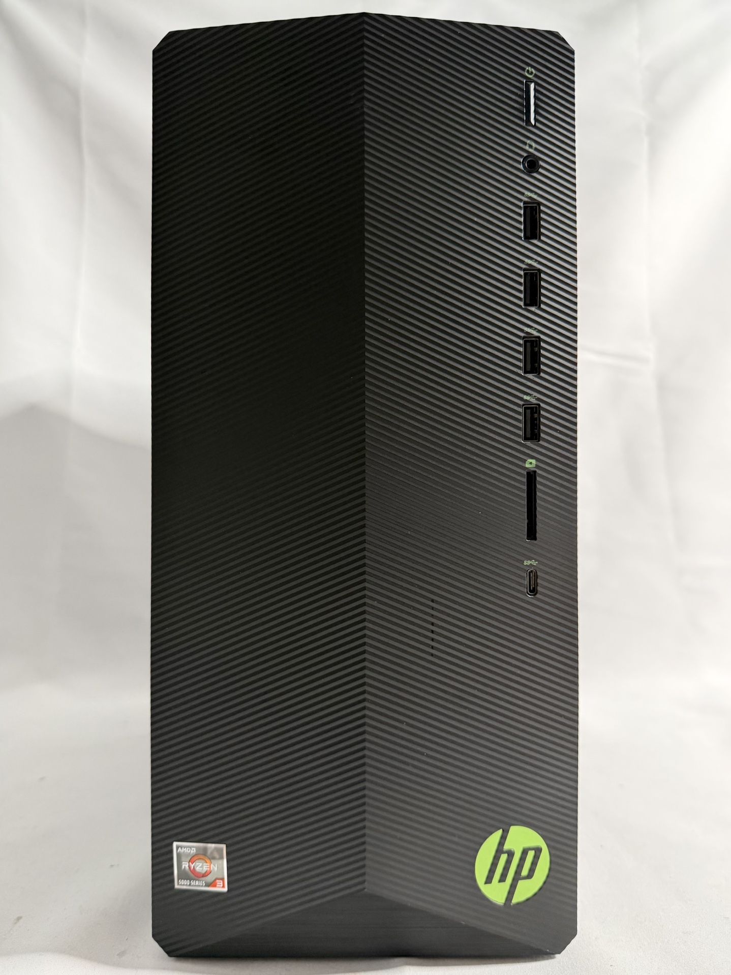 HP Pavilion Gaming Desktop TG01-2xxx