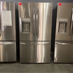 Frigidaire Bottom Freezer Refrigerator‼️‼️