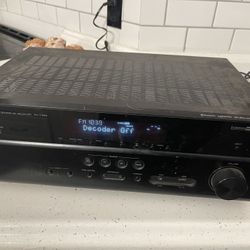 Yamaha Natural Sound AV Receiver RX-V385