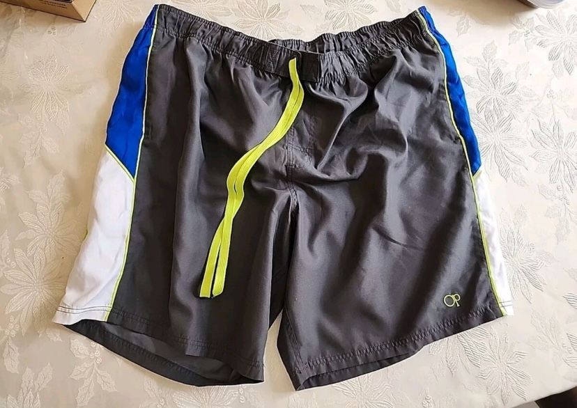 ocean pacific men’s trunks 2XL