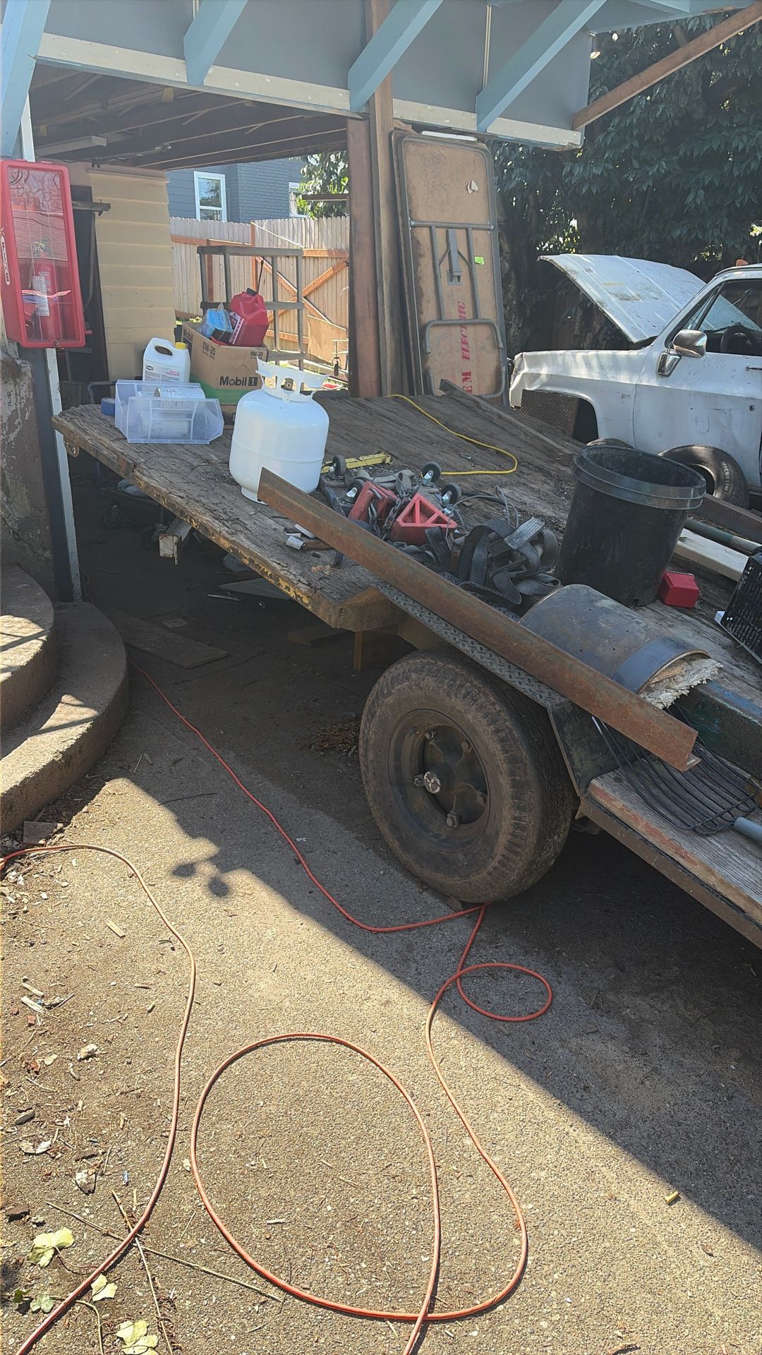 Tilt Trailer