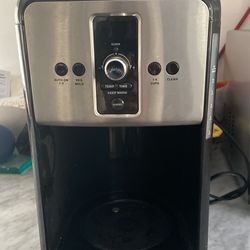 Coffee Maker- Excellent-no Pot