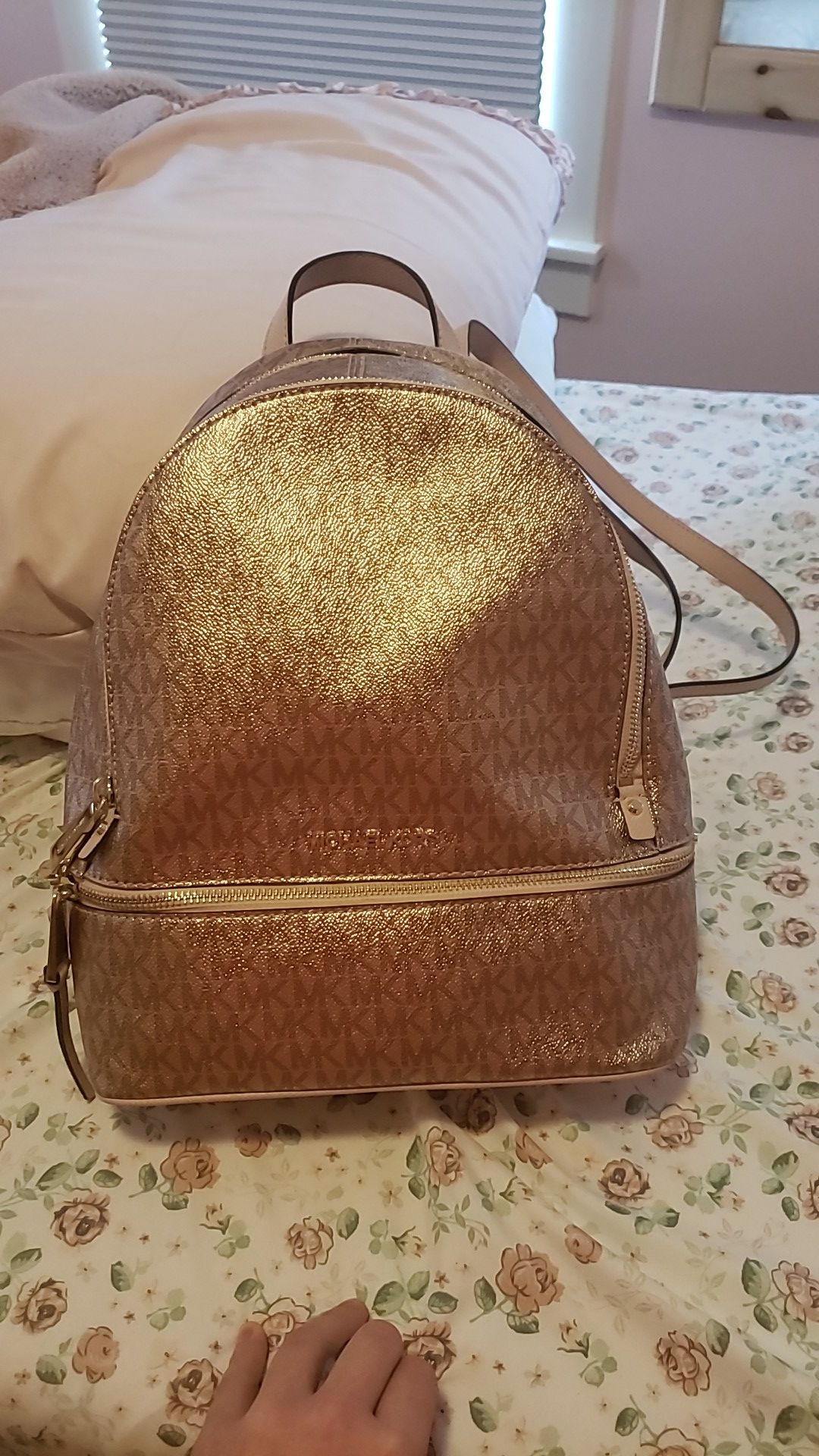 Micheal kors purse backpack