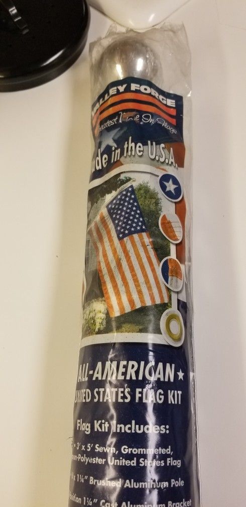 US Flag With Poll New 5x3