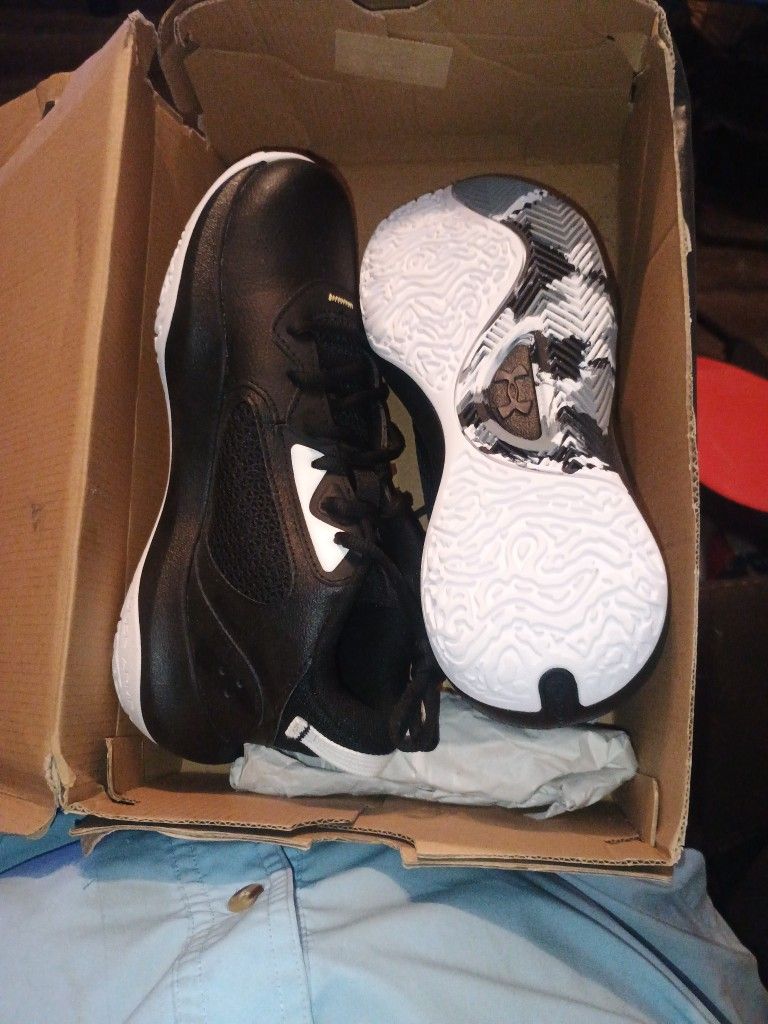 Kids Under Armour Shoes GS Lockdown 6