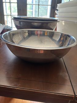 Extra large mixing bowl