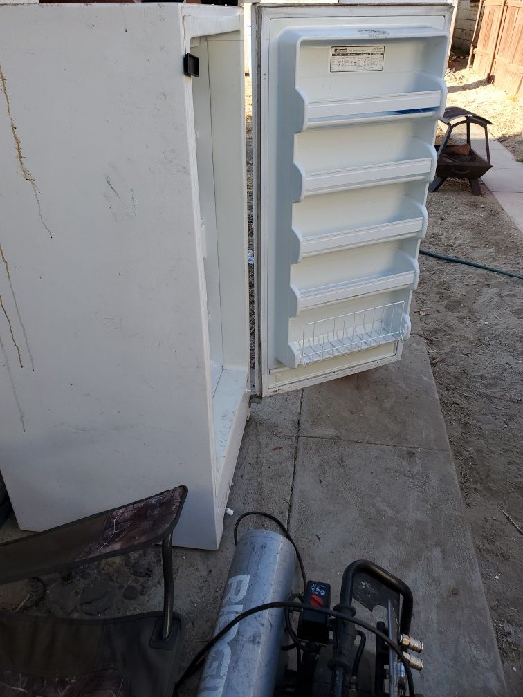 Kenmore stand up freezer for Sale in Pomona, CA OfferUp