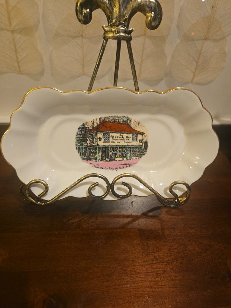 📖 Rosina Bone China Dish – Dickens’ “The Old Curiosity Shop,” London
