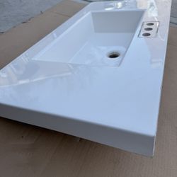 Vanity Top