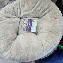 Pet bed
