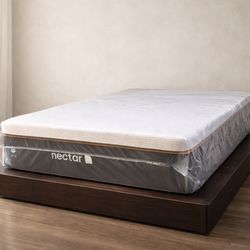 Nectar brand memory foam gel mattress new queen size