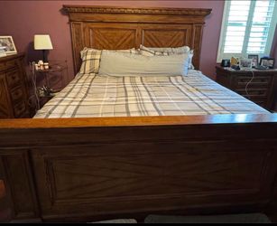 Ashley Furniture Elk River California King Bed Frame