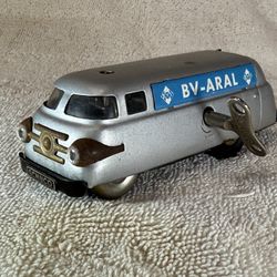 Vintage Schuco Varianto Model 3046 “BV-Aral” fuel car