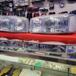 GMC Sierra 99-06 Headlights 