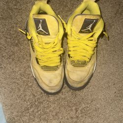 Air Jordan 4  Retro 