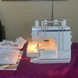 Husqvarna Viking 905 Huskylock Serger Sewing Machine With Foot Controller