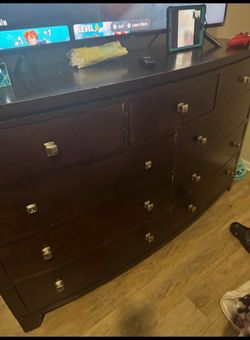 Wood dresser