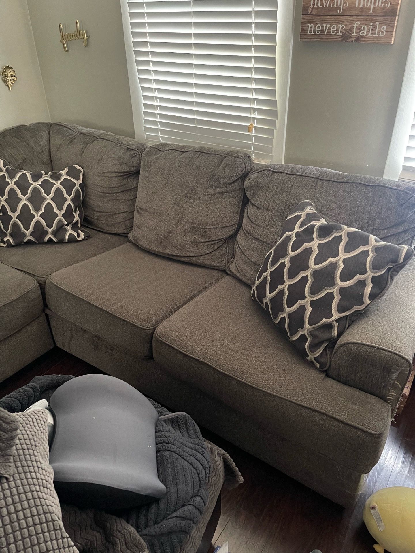 Sofa sectional
