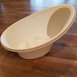Shnuggle baby bath