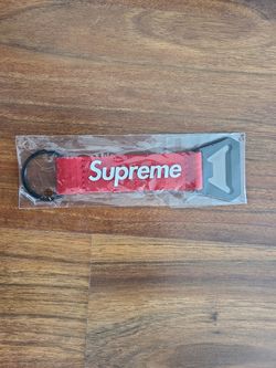 SUPREME, Bottle Opener Red Key Chain