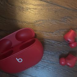 red beats studio buds 