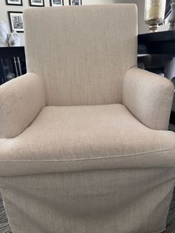 Dining chair