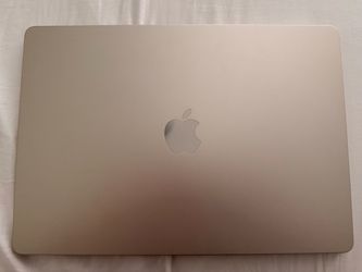Apple MacBook Air M2 15-inch