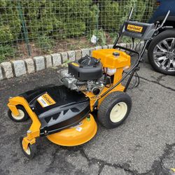 Cub Cadet 33” Walk Behind Lawn Mower 