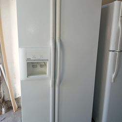 Refrigerator Everything Works We Sell Them All The Time Will Deliver For An Extra Fee
