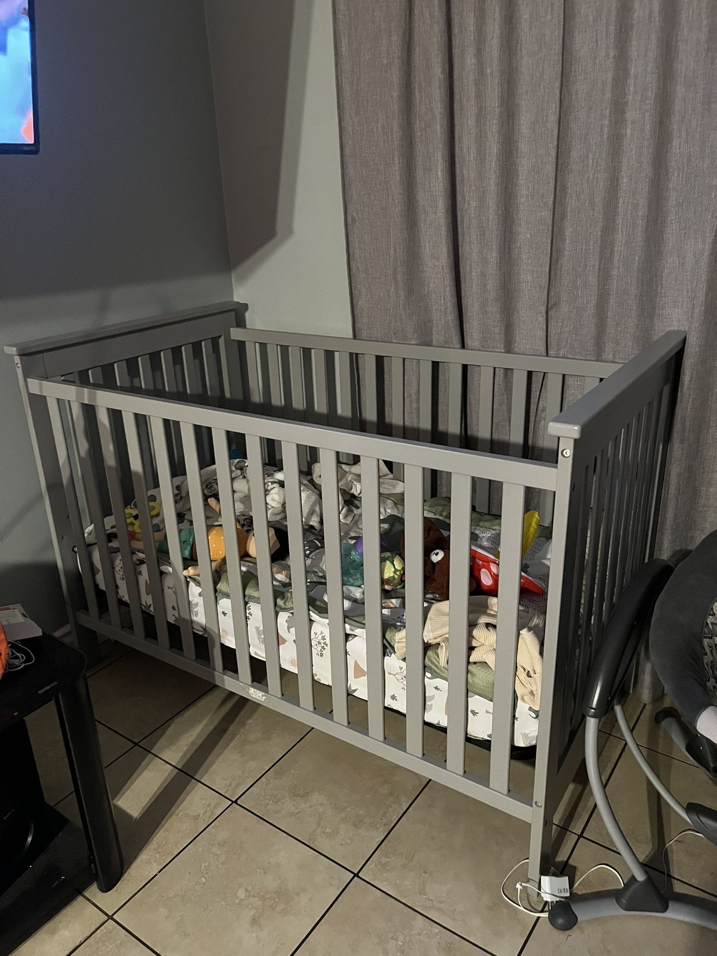 Delta Crib