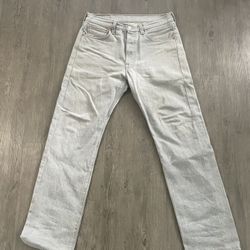 Grey levi shrink to fit 501