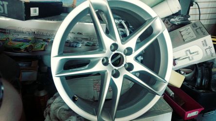 2013 and up Q5 wheel