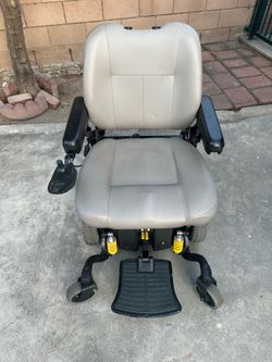 Power Wheelchair – Jazzy 614 Heavy Duty Electric Wheel Chair – Great Condition