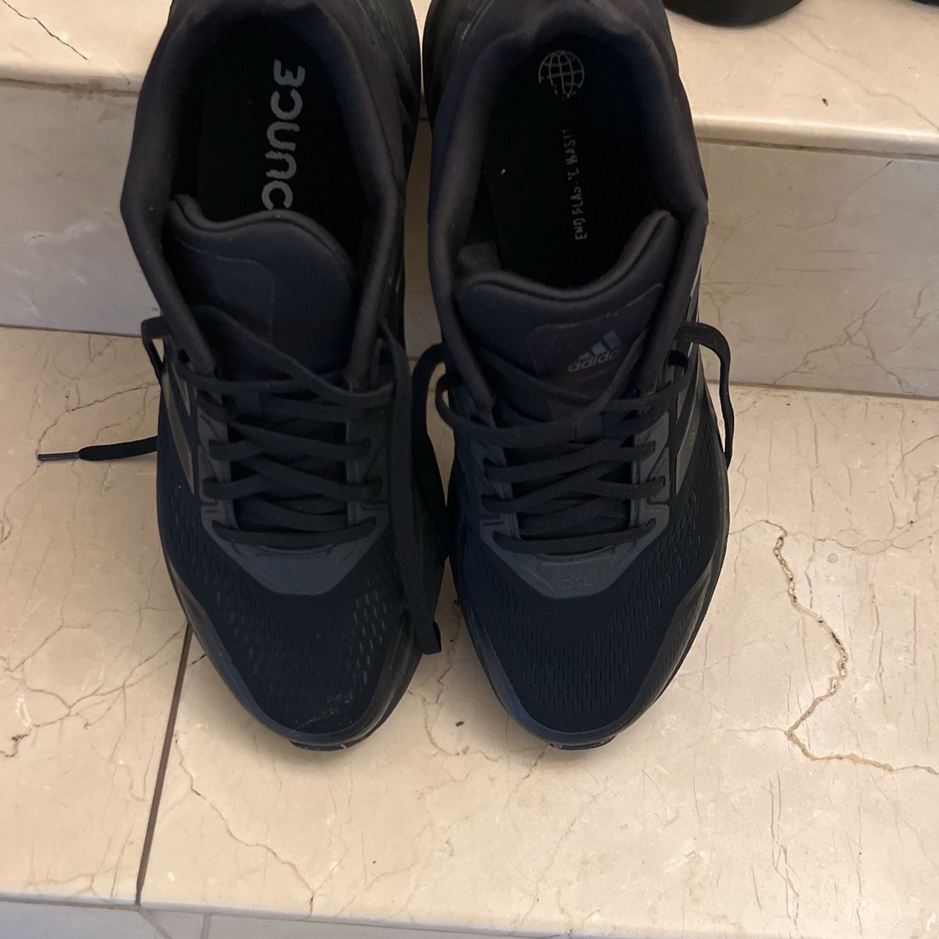 Addedas Black Men’s Shoes Size 13 Like New