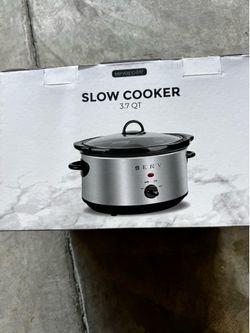 Slow cooker