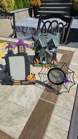 Halloween Decor