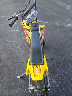 Razor MX650 Electric Dirt Bike - Fully Working (Needs Rear Tire)