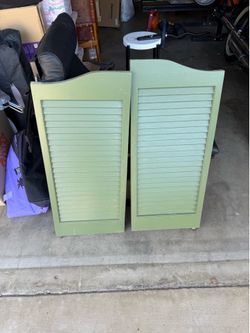 Saloon doors