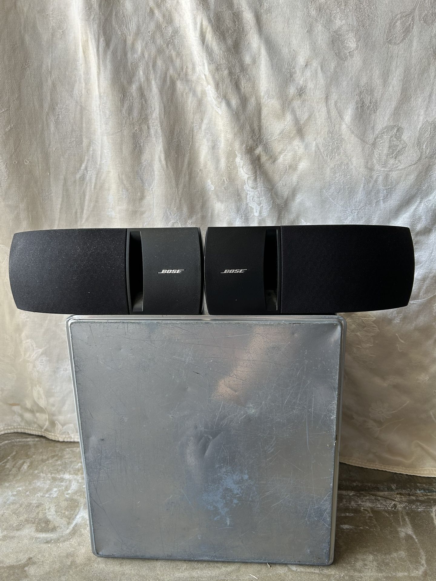 Bose Bookshelf Speakers