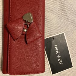 NINE WEST . Red wallet for money and cards.
