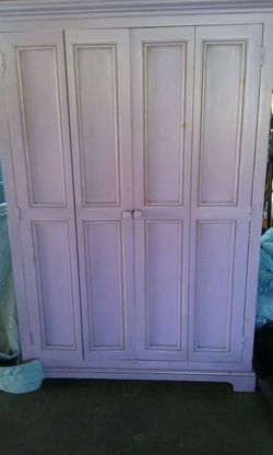 Vintage armoire
