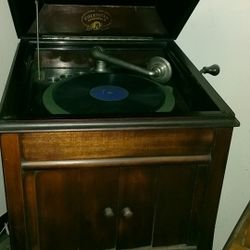 Vintage Columbia Grafonola