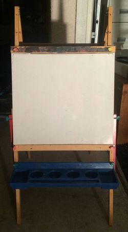 Kids art easel