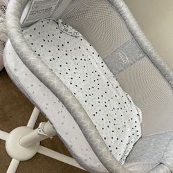 Halo bassinet 