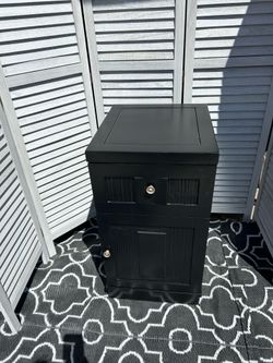 Side Table / End Table